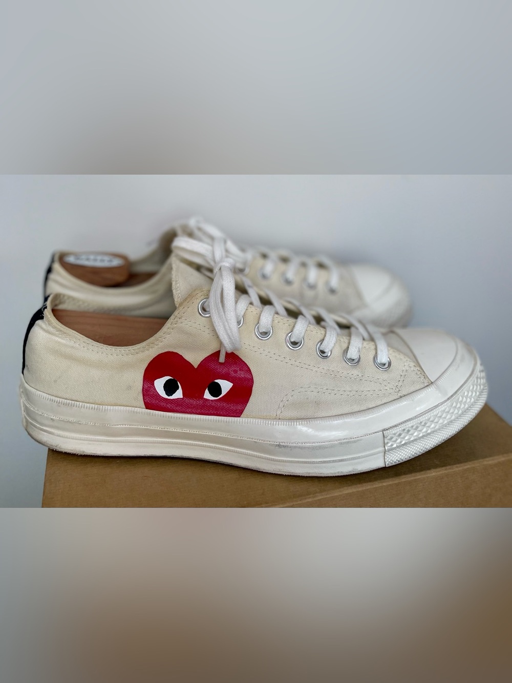 Converse x Comme des Garçons PLAY sneakers Size 10.5 US